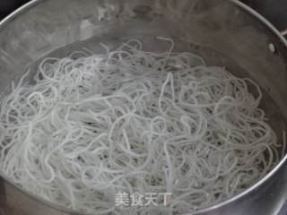 Tomato Stewed Sweet Potato Flour recipe