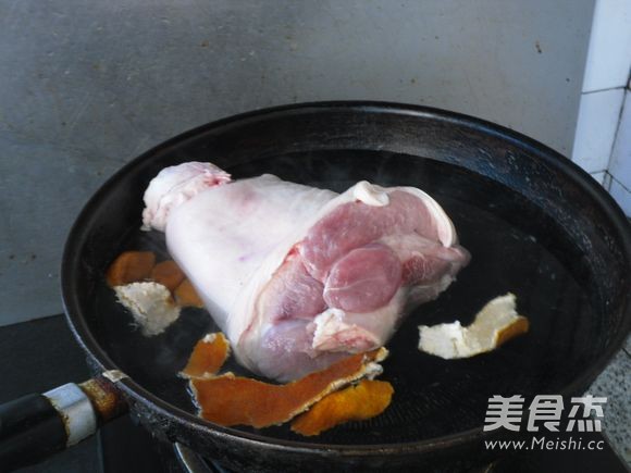 Braised Pork Knuckle recipe