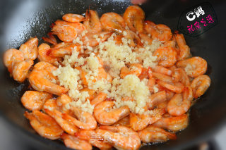 C's Choice for Mom's Private House-baby's Favorite Garlic Prawns recipe