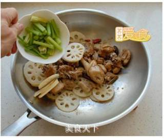 Super Super Hot and Spicy [dry Pot with Lotus Root Duck] recipe