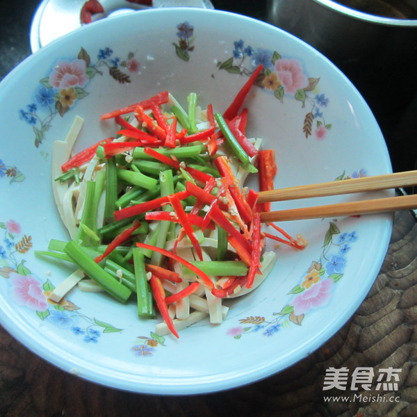 Tofu Shredded Celery recipe