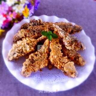 Fried Crucian Carp with Scallion Flavor recipe