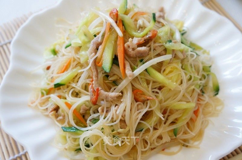 Taiwanese Fried Rice Noodles