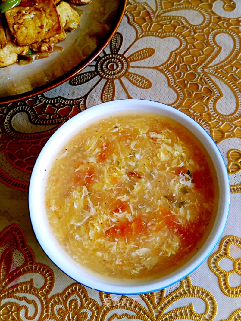 Tomato and Egg Hot Spicy Soup recipe