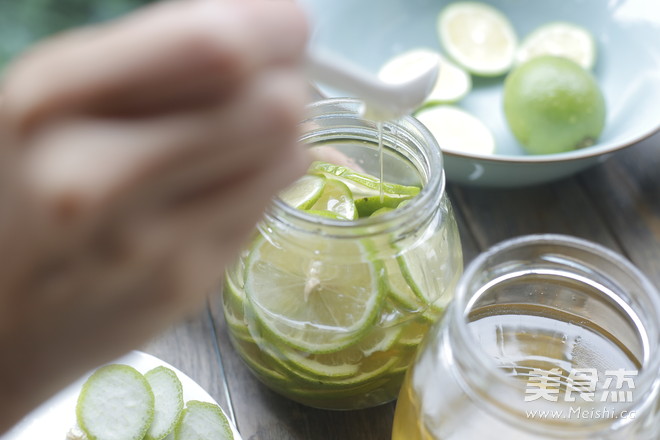 Lime is Not Sweet and Has Honey to Accompany recipe