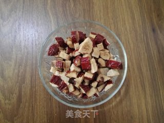 Jujube, Peanut and Corn Meal Rice Cake recipe