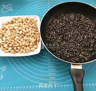 Sesame Peanut Candy recipe