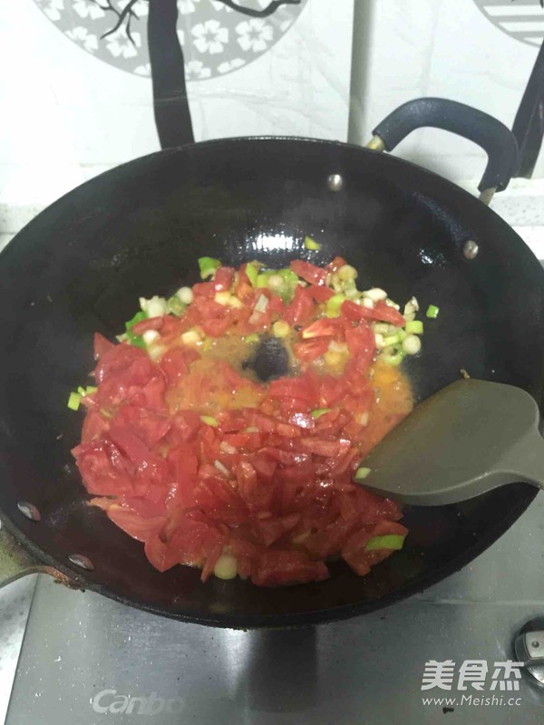 Tomato and Egg Noodles (noodle Soup recipe