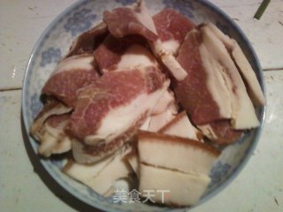Stir-fried Chashu Mushroom with Bacon recipe