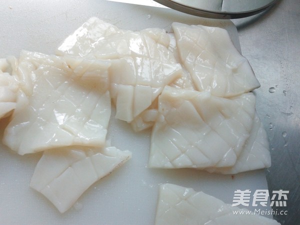 Spicy Fried Squid Roll recipe