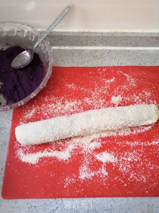 Coconut and Purple Sweet Potato Roll recipe