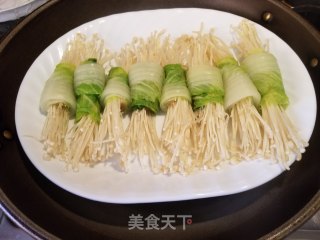 Enoki Mushroom and Cabbage Rolls recipe