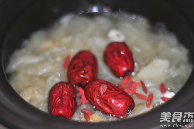 Supor Chuanbei White Fungus Soup recipe