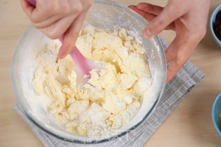 [cranberry Souffle], The Whole Family Loves to Eat recipe