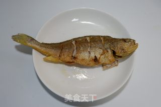 Home Cooked Yellow Croaker recipe