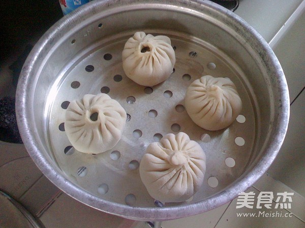 Steamed Cabbage Buns recipe