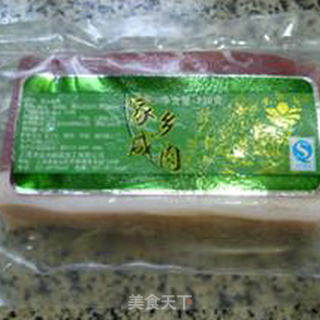 Stir-fried No. 5 Dishes with Bacon and Loofah recipe