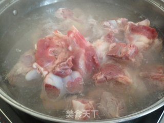 Sword Flower Pork Bone Soup recipe