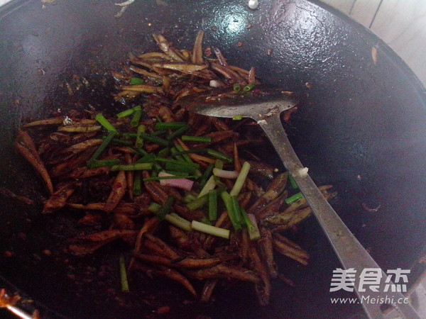 Spicy Dried Fish recipe