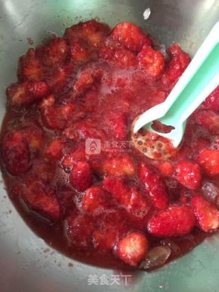 Homemade Strawberry Jam Simple Version recipe