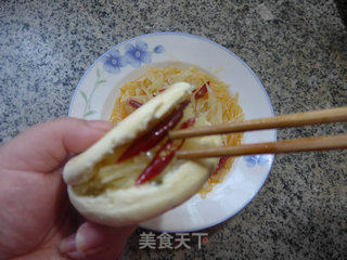 Hot and Sour Potato Shredded Bun recipe