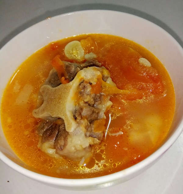 Can Drink Soup and Serve As Appetizing Sweet and Sour Tomato and Oxtail Soup! recipe