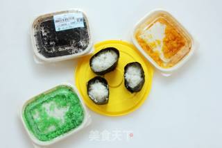 [cool Staple Food in Summer] Caviar Gunkan Sushi recipe