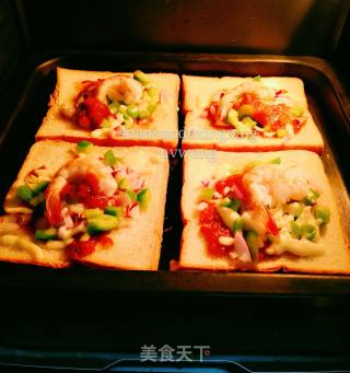 Shrimp Croutons Pizza Breakfast recipe