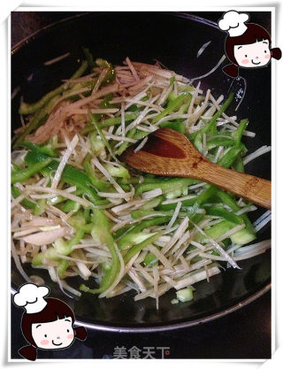 Xiancaoge Private Kitchen (vegetable Greenhouse)--spicy and Sour Sweet (three-flavor Potato Shreds) recipe