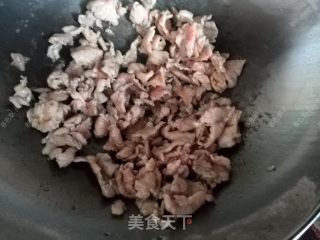 Stir-fried Meat Fungus Melon Slices recipe