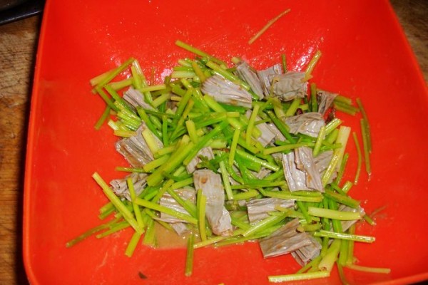 Yuba Mixed with Celery recipe