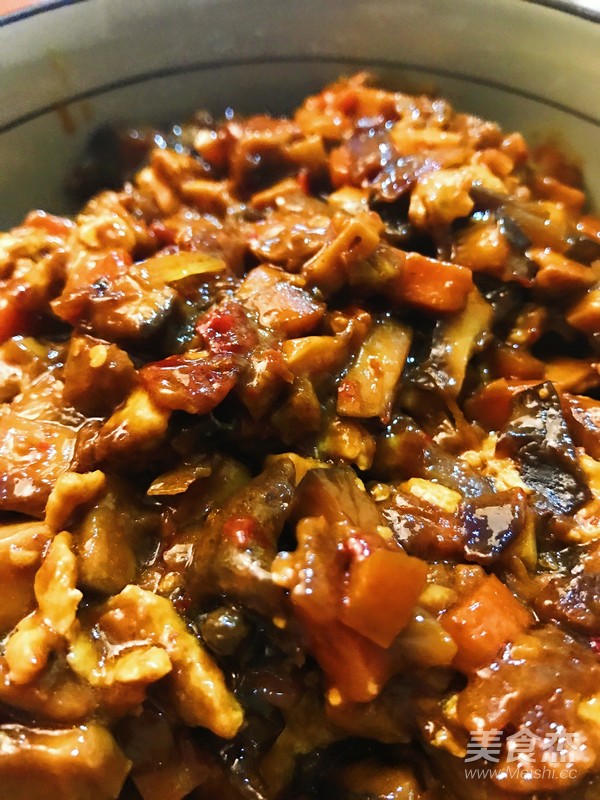 A Bowl of Veggie Noodles that are More Fragrant Than Meat recipe