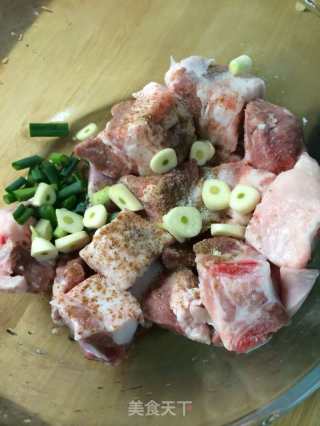 Detailed Steps for Sweet and Sour Pork Cartilage recipe