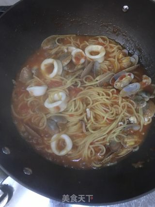 Seafood Tomato Pasta recipe