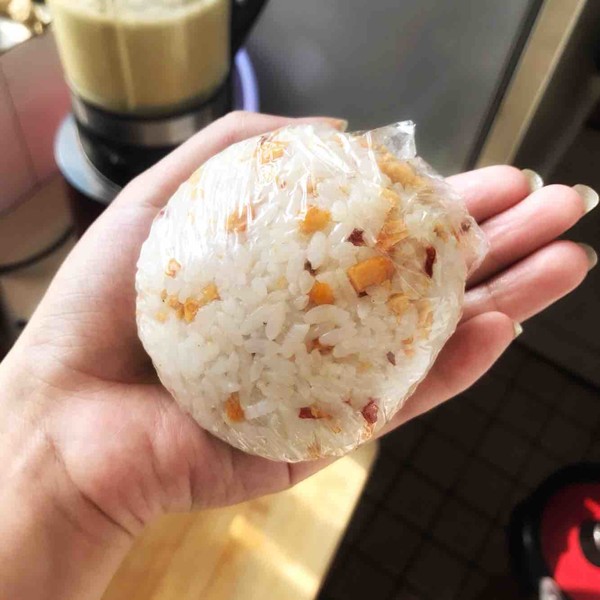 Spicy Salted Duck Egg Rice Ball recipe