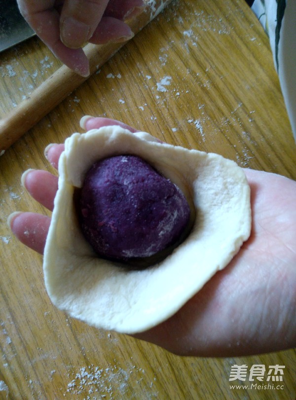 Milky Purple Sweet Potato Mantou recipe