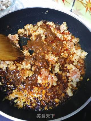 Spicy Mushroom Meat Sauce recipe