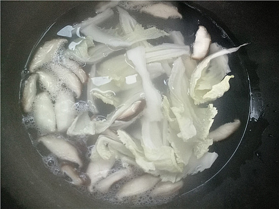 Egg and Mushroom Beef Ball Noodle Soup recipe