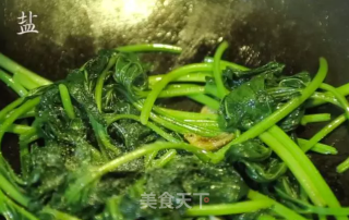 Chaoyin Hipster: Stir-fried Sweet Potato Leaves with Soy Sauce recipe