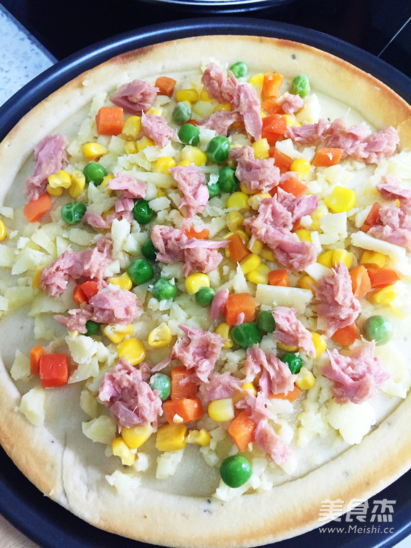 Easy Tuna Pizza Pizza recipe