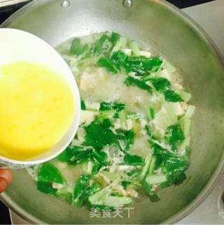 Green Vegetables and Lean Pork Tofu Soup recipe