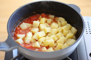 Sweet and Sour-diced Tomato and Potato recipe