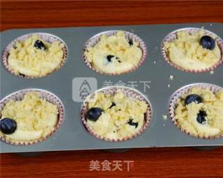 How to Make Golden Top Crispy Blueberry Muffin recipe