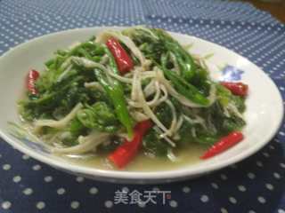 Stir-fried Pumpkin Cran with Enoki Mushroom recipe