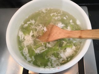 Protein Loofah and Wolfberry Soup recipe