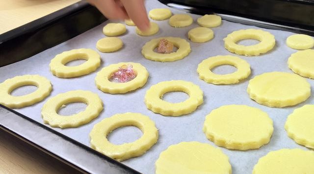 Crystal Clear Glass Sugar Biscuits recipe