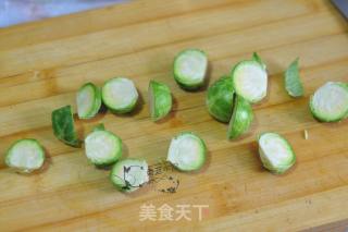 Stir-fried Brussels Sprouts with Flying Fish Roe Intestines recipe