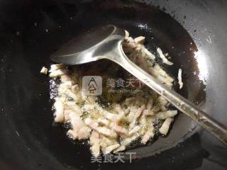 Stir-fried Leishan with Pork Belly recipe