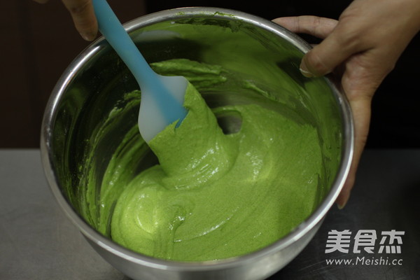 Passion Fruit Matcha Macaron recipe