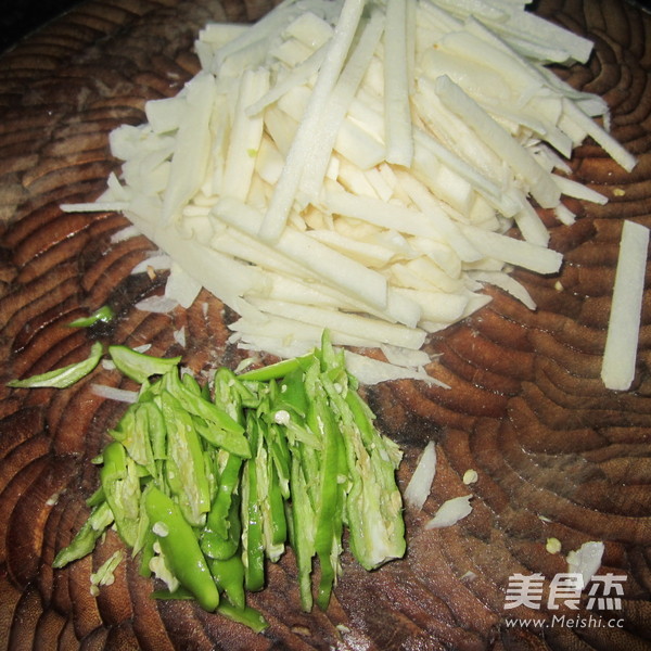 Green Pepper and Cold Potato Shreds recipe